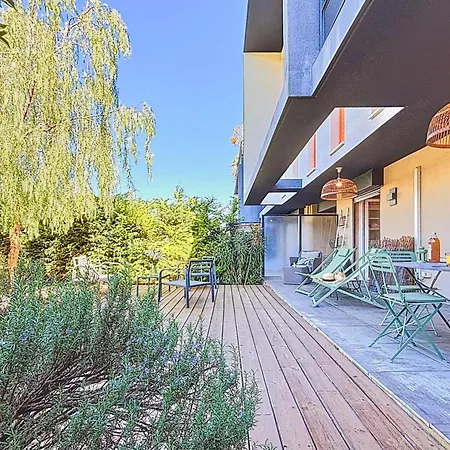 度假居 Private Garden & Pool 2 Km