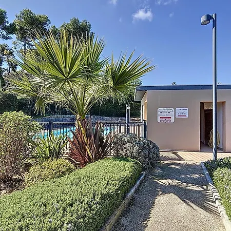 Private Garden&pool 2 Km