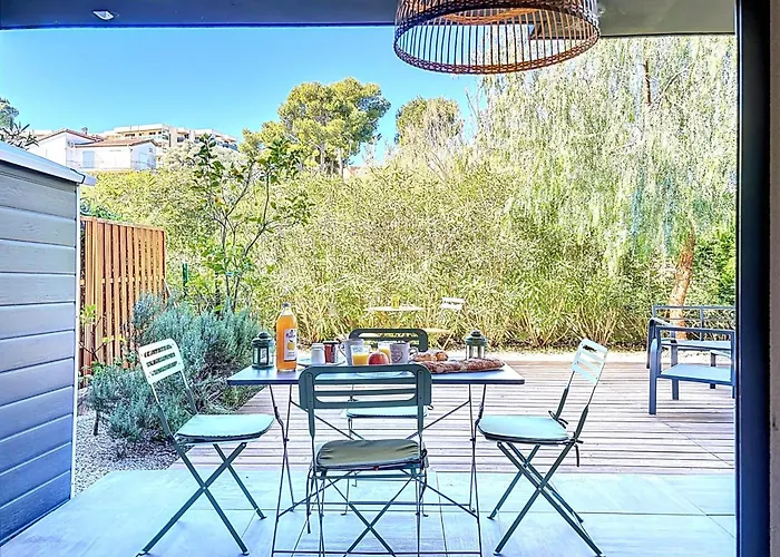 Private Garden & Pool 2 Km Σπίτι διακοπών Αντίμπ